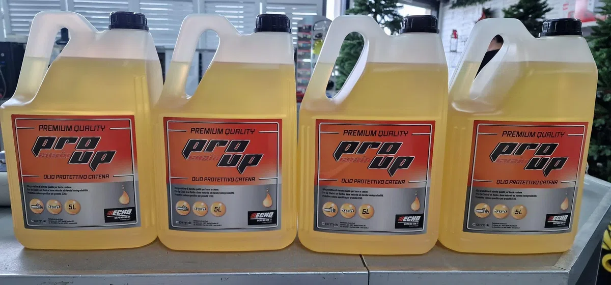 Echo Pro Up - Aceite para cadena de motosierra biodegradable de 4 x 5 litros (20 l)